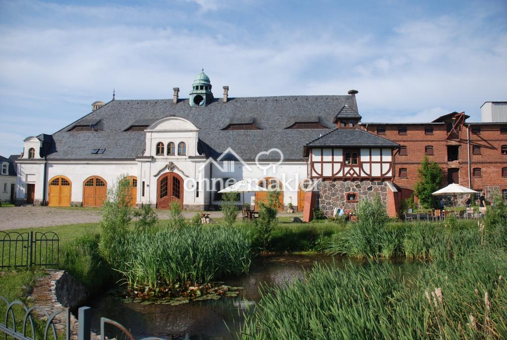 Marstall mit 'Taubenhaus'