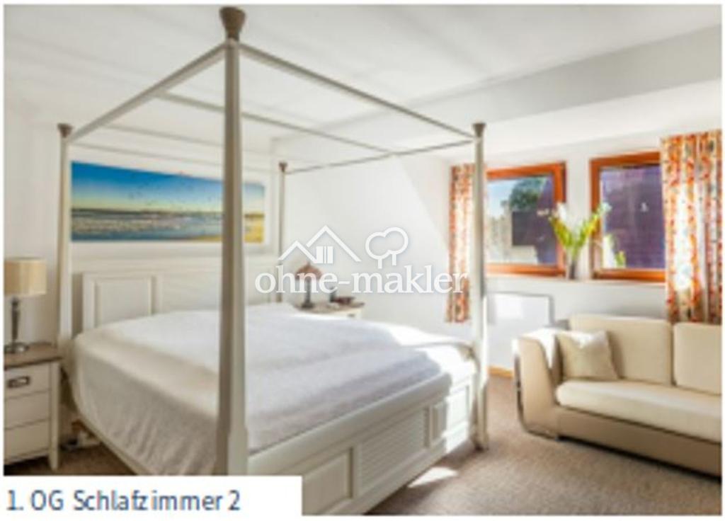 1.OG Schlafzimmer