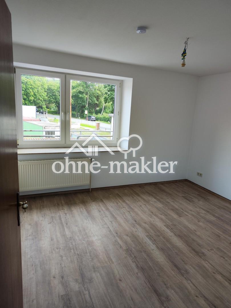 Ruhige großzügige 2 Zimmer Wohnung zentral in Lauenburg mit Balkon - Photo 3