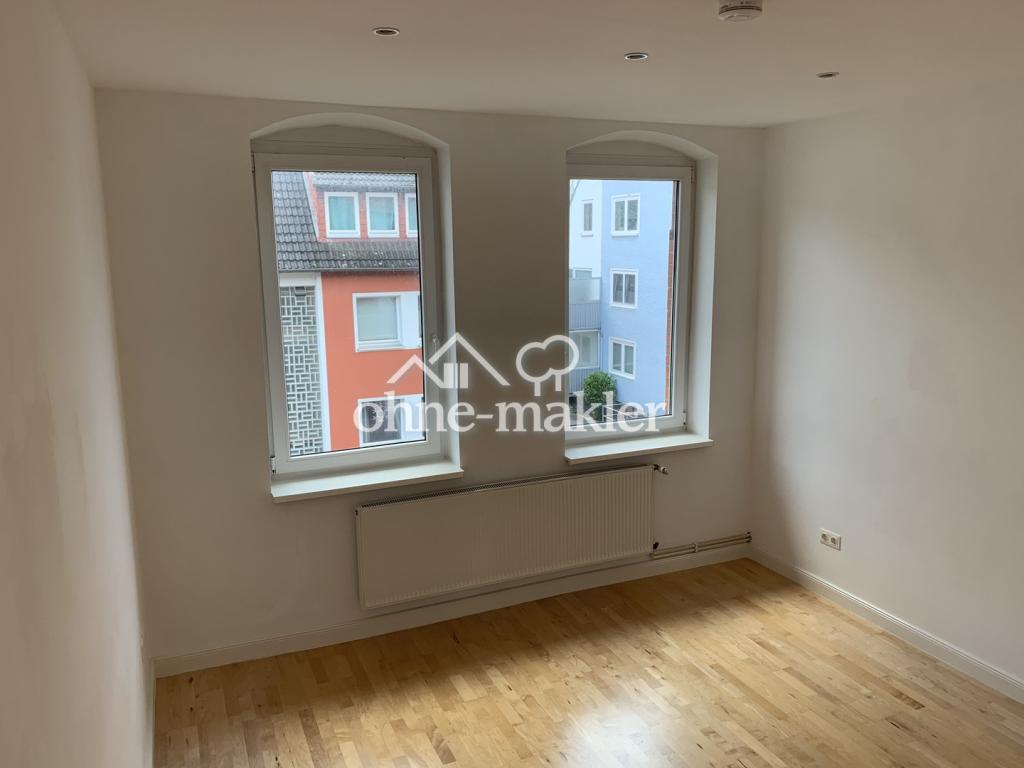 Moritzberg: 4,5-Zimmer-Maisonette-Wohnung mit Balkon und Garten - Photo 2