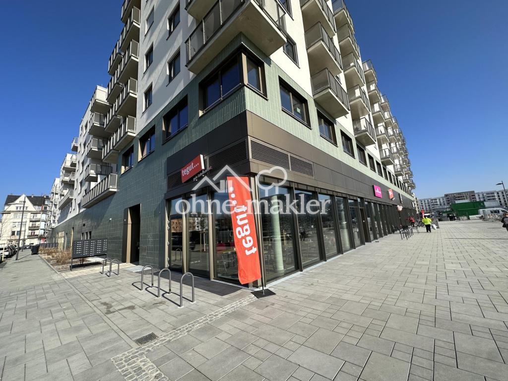Einkaufen 50 m von Wohnung