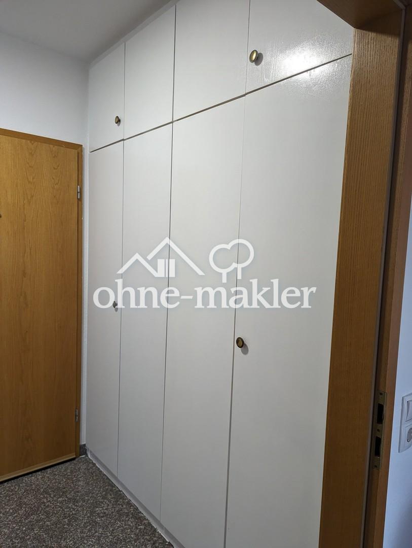 Einbauschrank im Flur