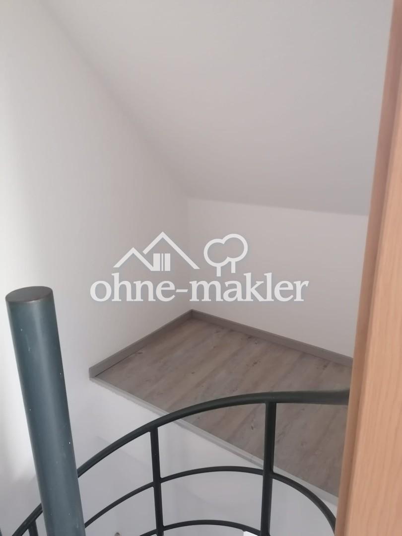 Stauraum vor Schlafzimmer