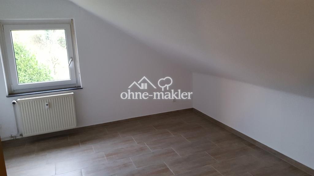 Sehr schöne renovierte Dachgeschoss-Wohnung 1,5 ZKB - Photo 4