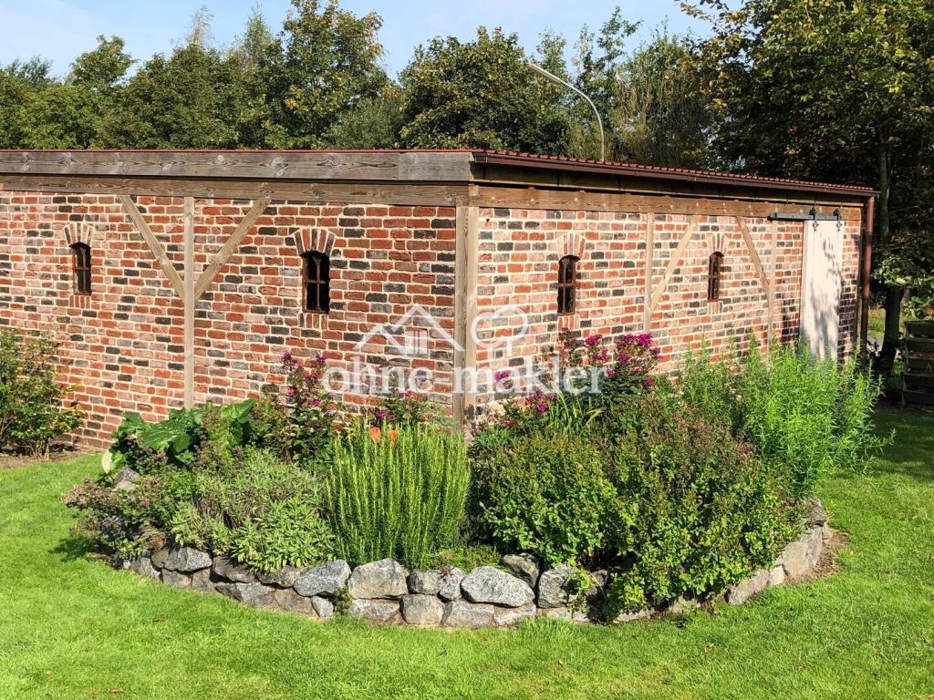 Zweite Garage z.B. Oldtimer