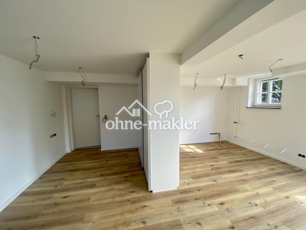 Schlafnische mit Einbauschrank