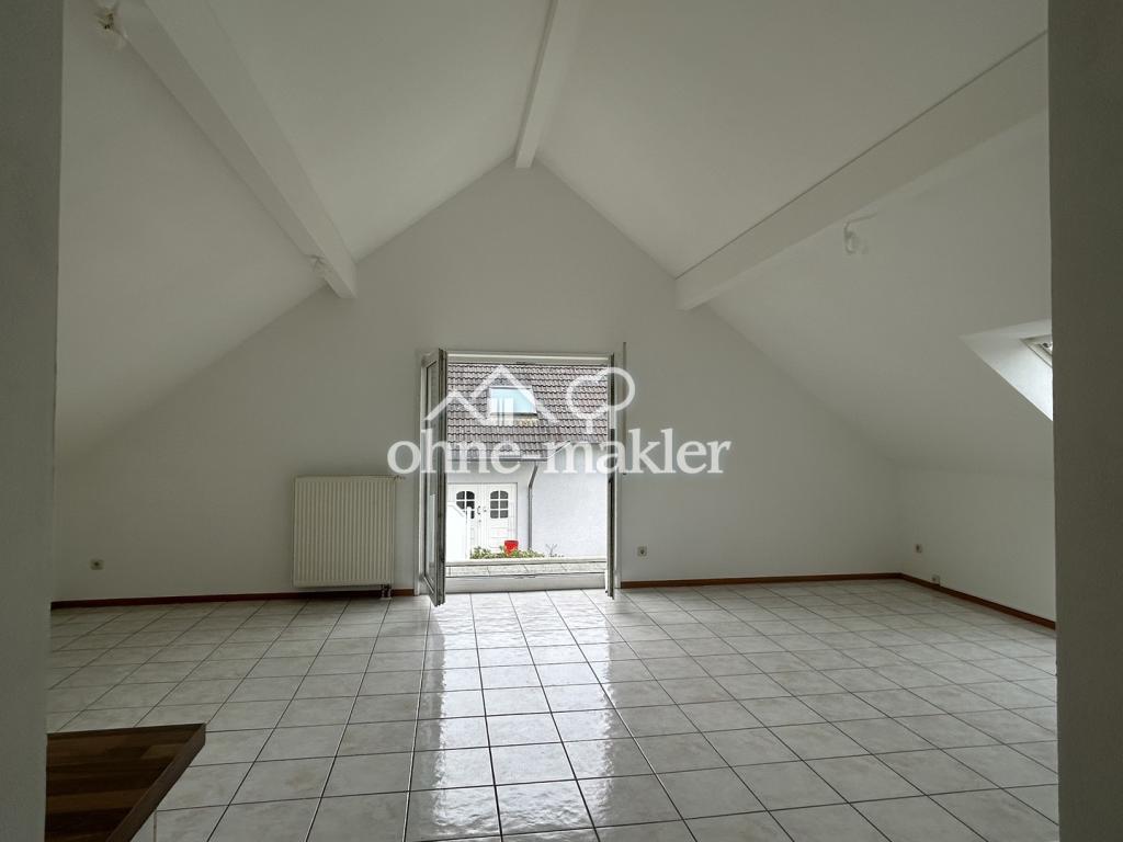 Wohnzimmerblick vom Flur aus
