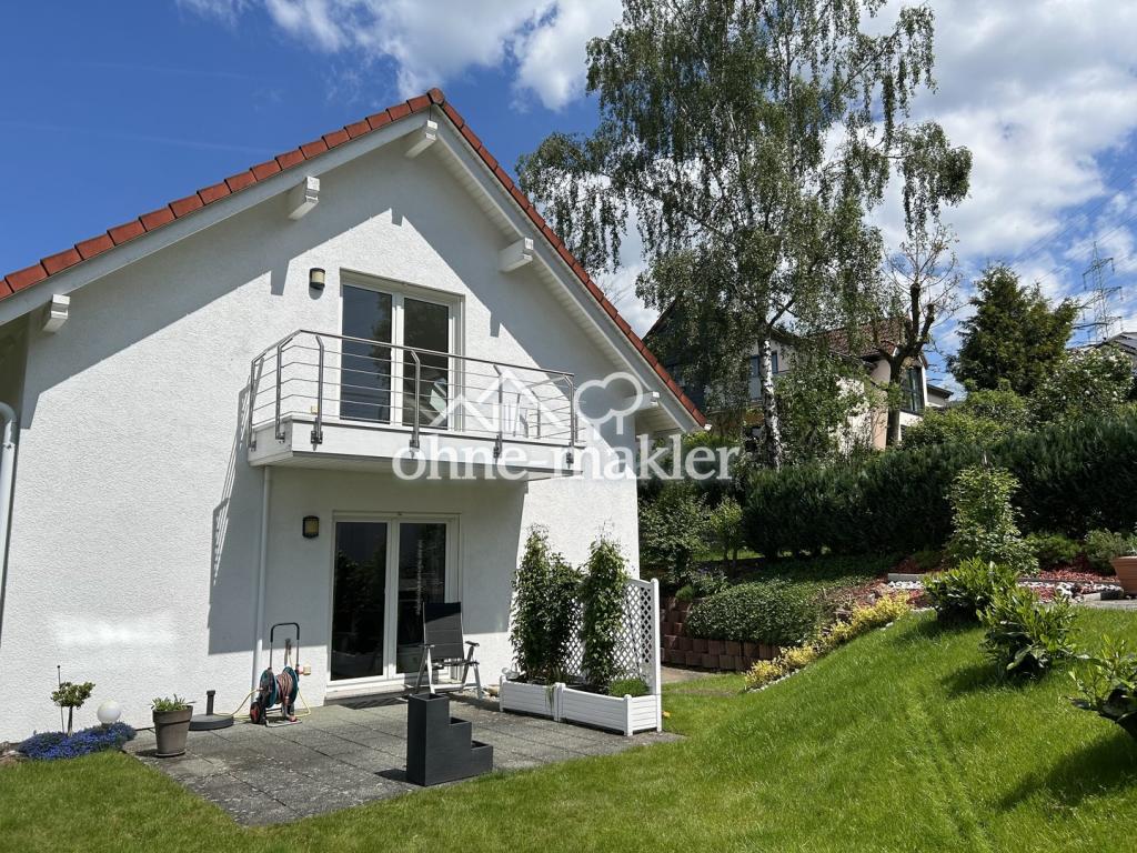 Außenansicht mit Balkon