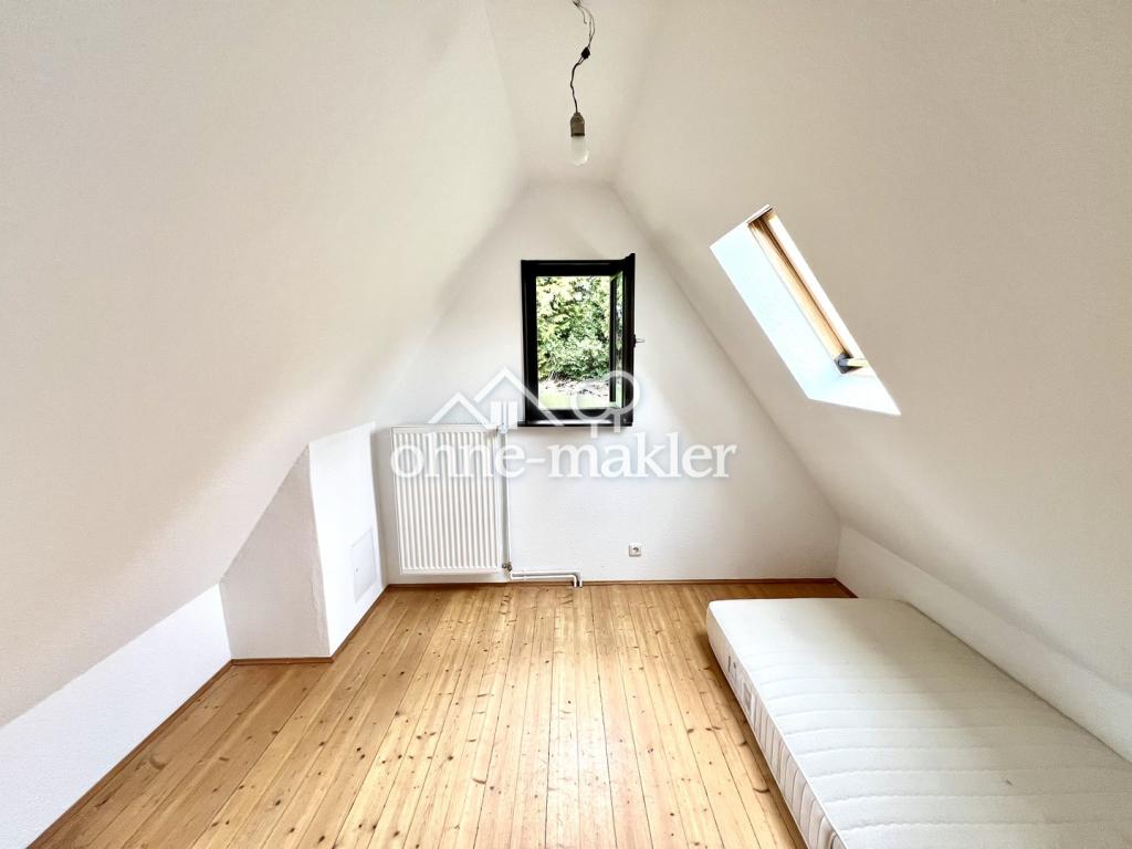 Schlafzimmer 2. Stock