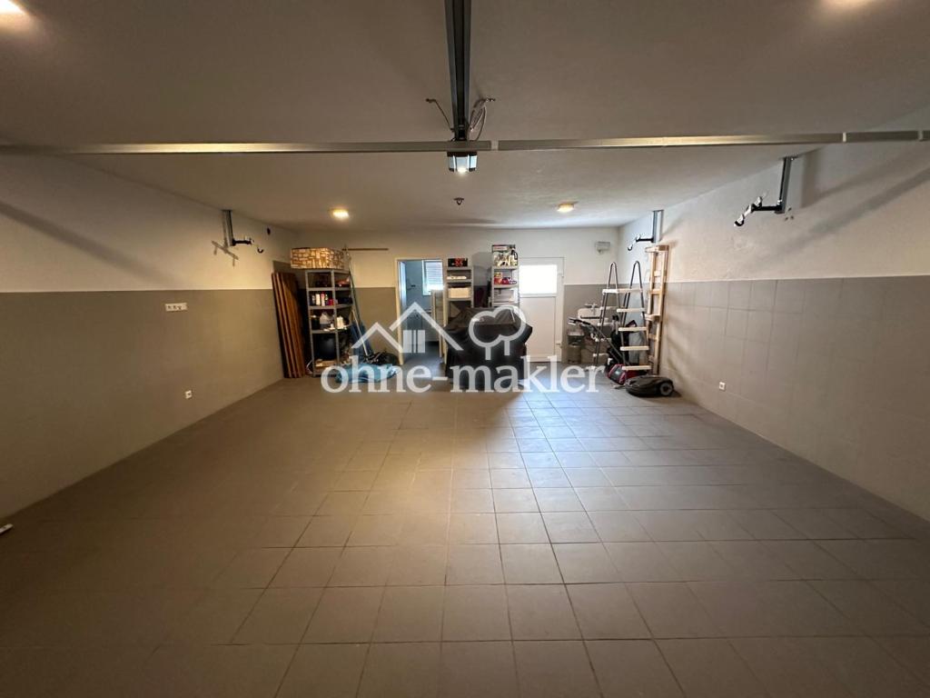 Doppelgarage / Keller