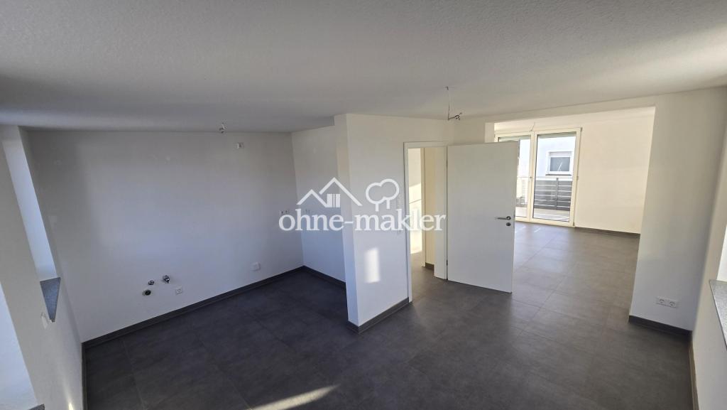 Kernsanierte 3,5 Zimmer Wohnung mit Balkon und Keller - Photo 2