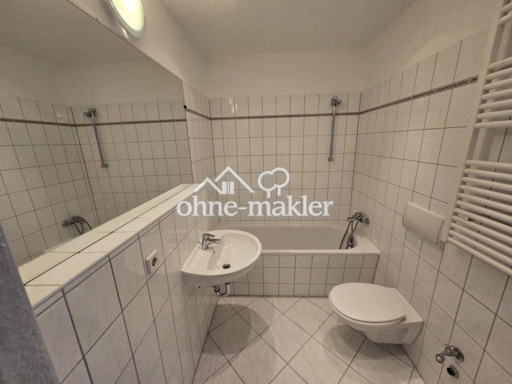 Renovierte 4 Zi.-Whg mit Balkon u. EBK, Pilzheide in Walddrehna - Photo 3