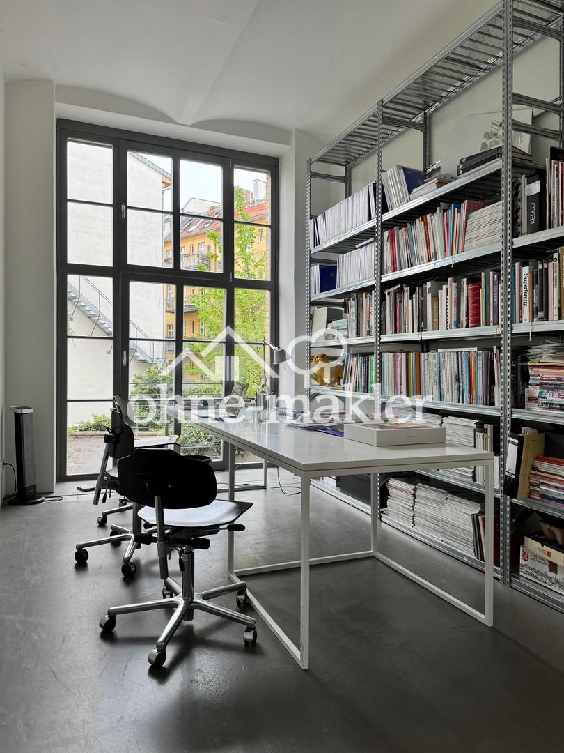 Einzelbüro /  Bibliothek