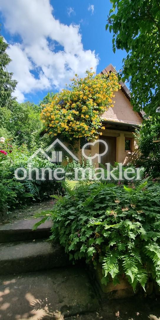 Hexenhäuschen im Garten