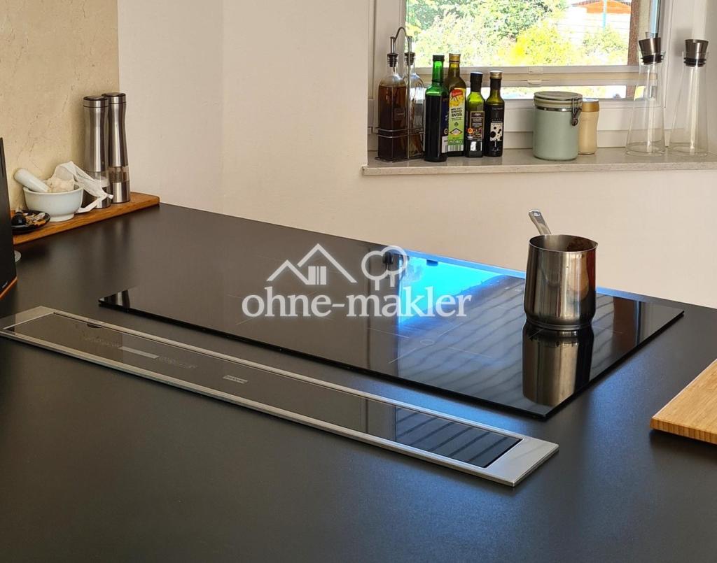 Küche mit modernen Geräten