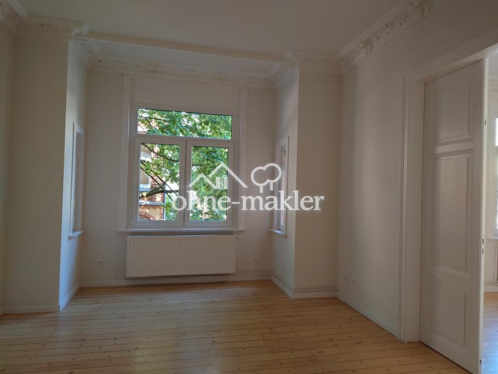 Repäsentative Altbauwohnung top modernisiert mit Balkon - Photo 1