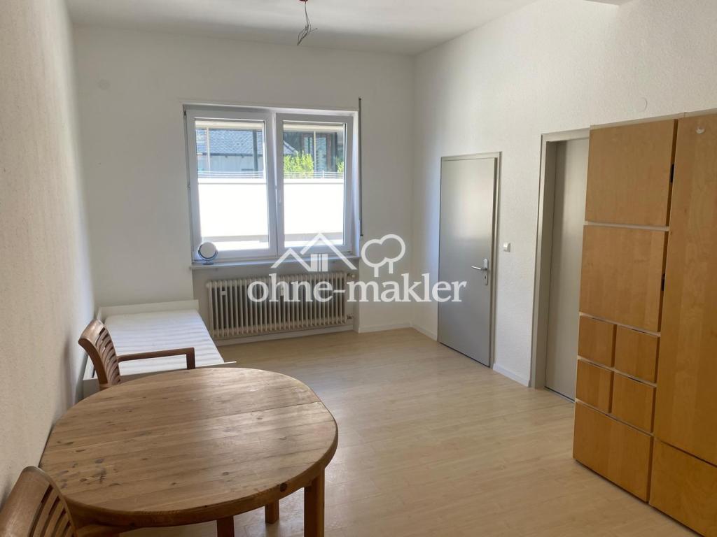 Kernsanierte Altbauwohnung am Fusse des Hünerbergs - Photo 1