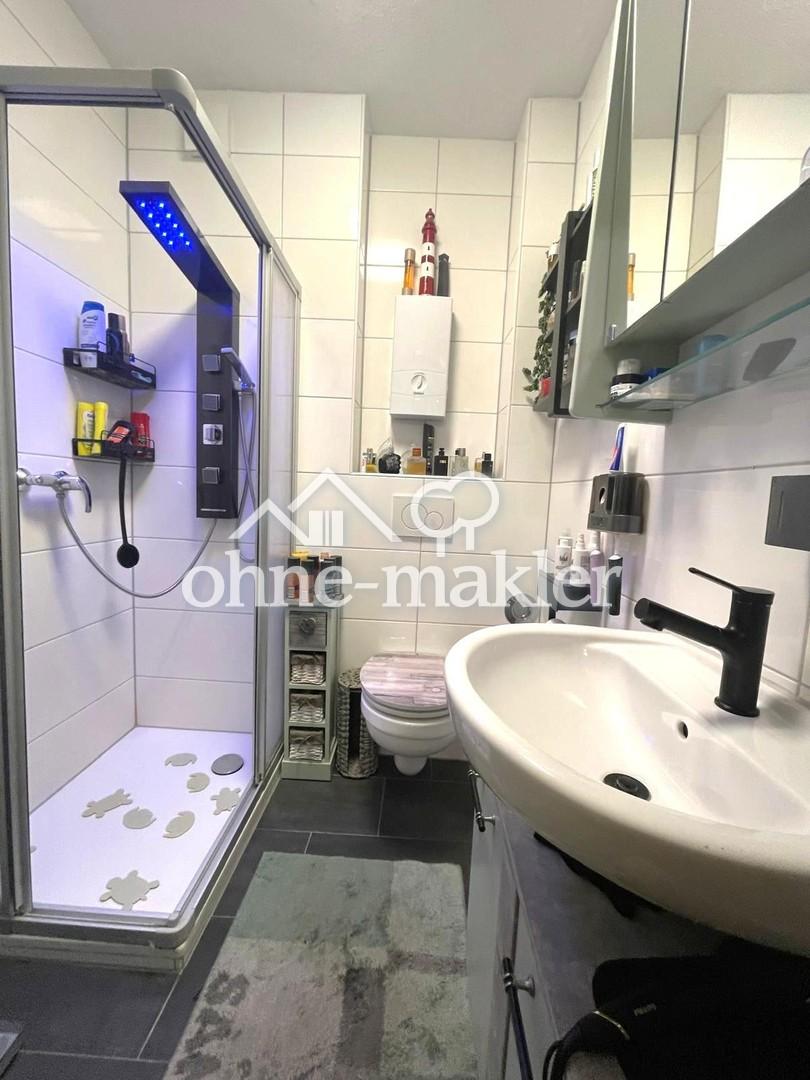 Tolle Wohnung für Singles oder Paare, zentral gelegen in der Bottroper- Innenstadt - Photo 3