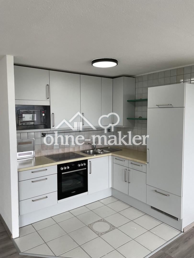 Exklusive renovierte Wohnung mit Balkon, neue EB-Küche und Tiefgaragenstellplatz - Photo 2