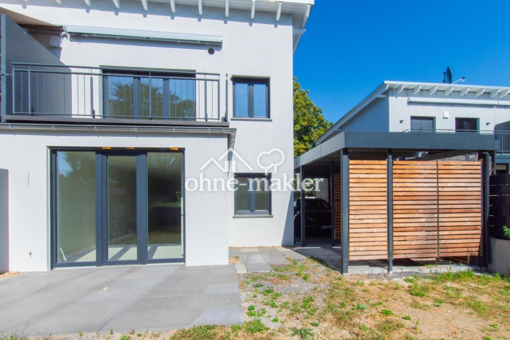 Blick aufs Haus vom Garten