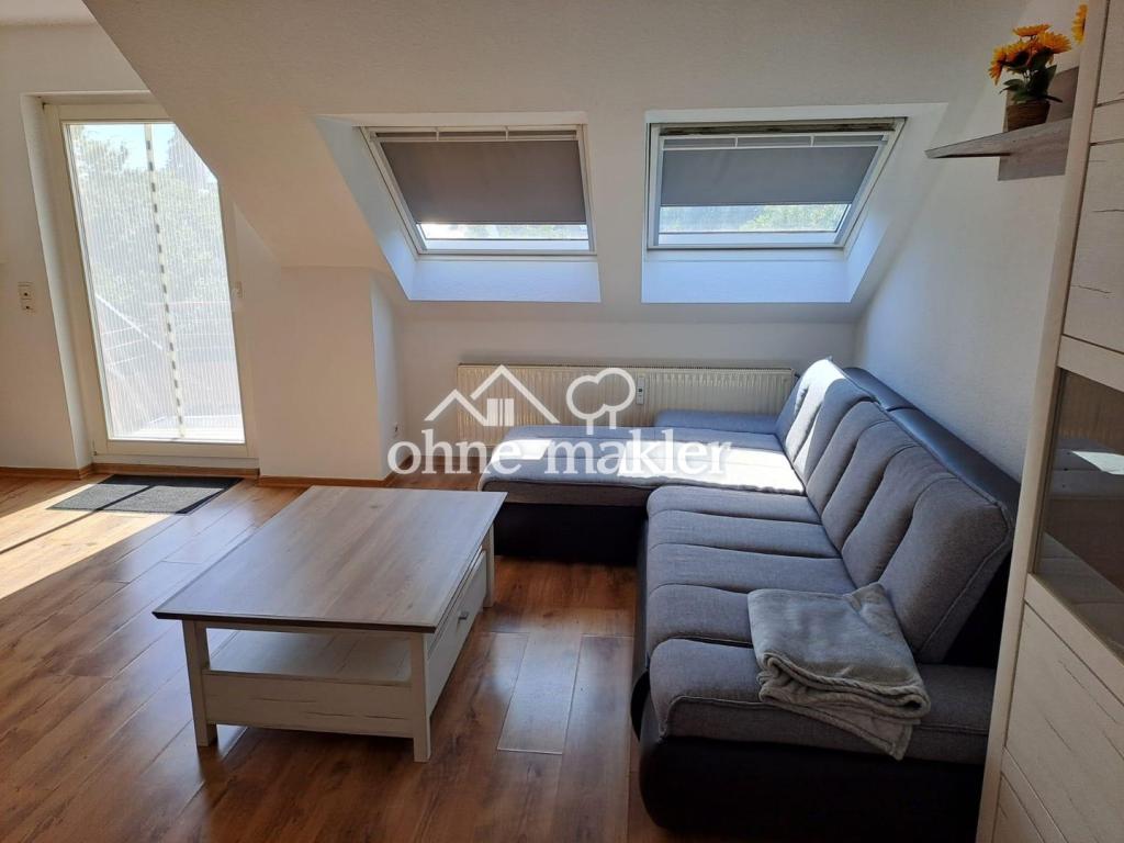 Sorglos einziehen: Traumhafte DG-Wohnung mit Balkon. Voll möbliert!! - Foto 5