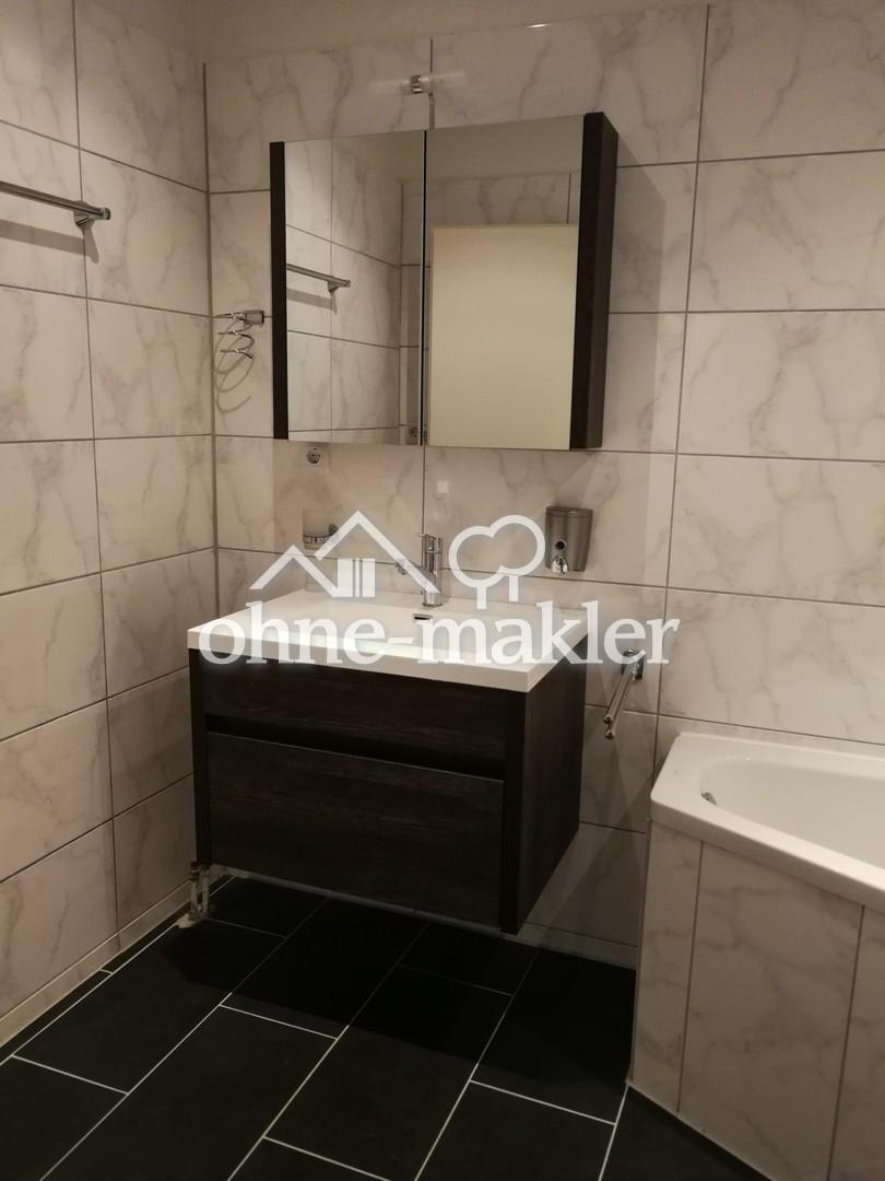 SCHÖNE 1,5 ZKB WOHNUNG MIT EINBAUKÜCHE UND BALKON IN EINEM GEPFLEGTEN HAUS - Foto 5