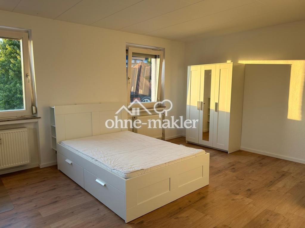 Schlaf-/Wohnzimmer 2