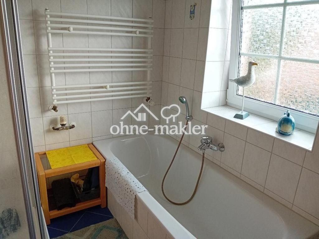 Badezimmer, große Badewanne
