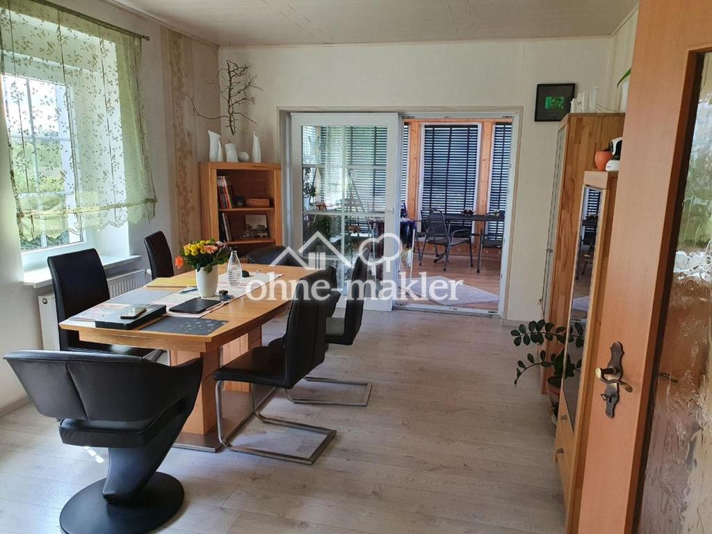 EG Esszimmer, Blick Wintergart