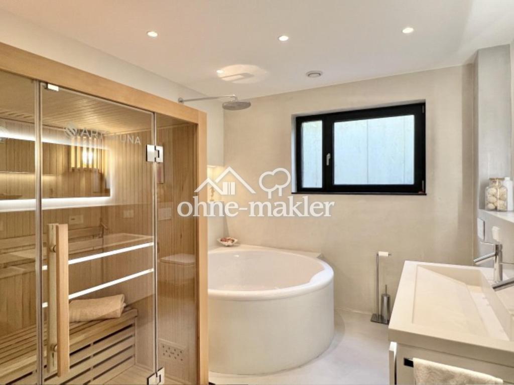 Sauna & Wellness Bereich UG