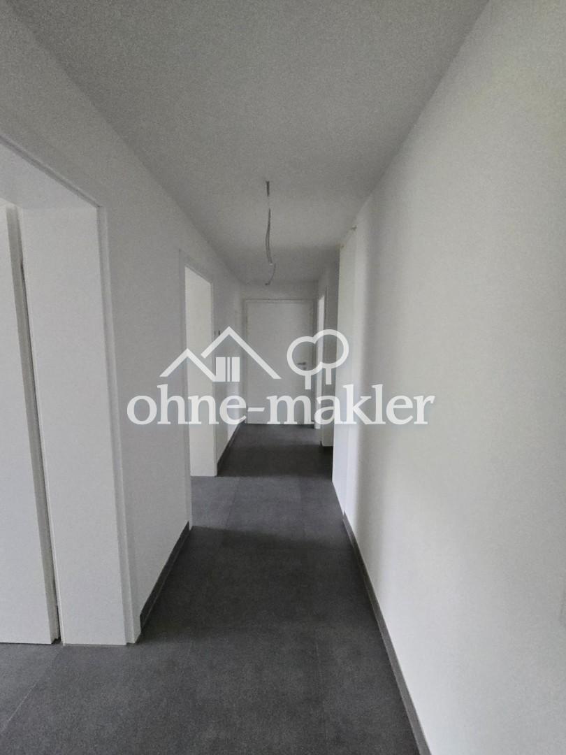 Moderne 2,5-Zimmer-Wohnung im KfW-55-EE-Standard – Stilvoll, Komfortabel und Energieeffizient - Photo 2