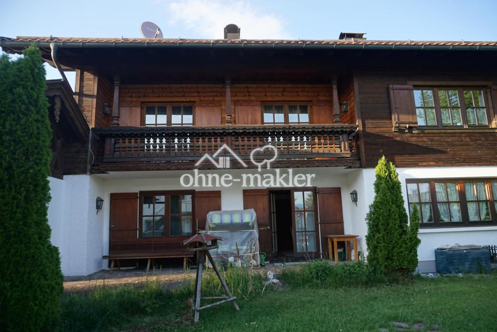 Ansicht Terrasse und Balkon