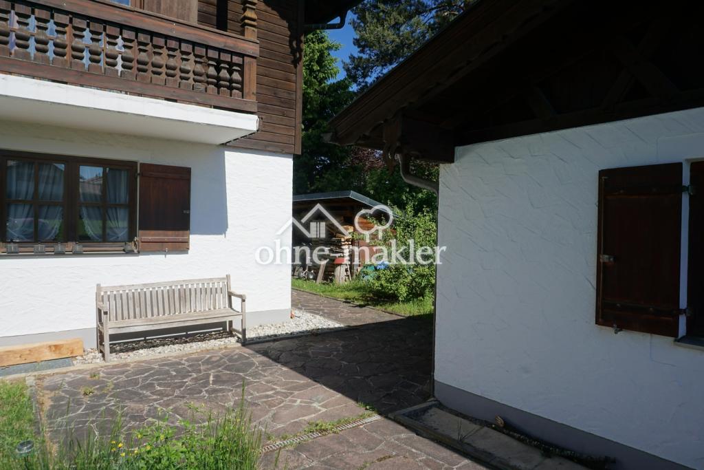 Haus und Garage