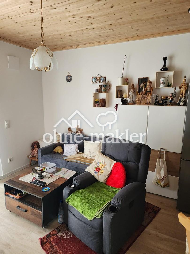 Exklusive 2-Zimmer-Wohnung mit Balkon, EBK und gehobener Innenausstattung in Nittenau - Photo 1