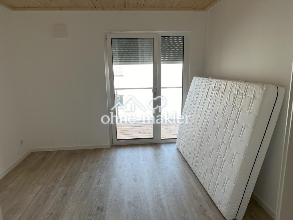 Exklusive 2-Zimmer-Wohnung mit Balkon, EBK und gehobener Innenausstattung in Nittenau - Photo 4