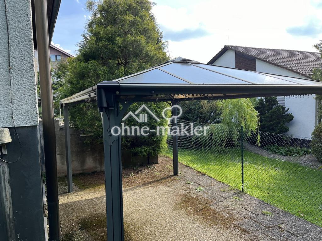 Überdachte zweite Terrasse