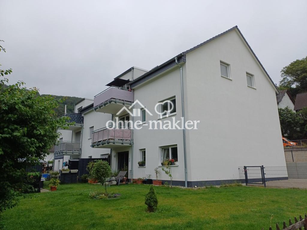 4 Zimmerwohnung mit zwei Balkonen und 2 Stellplätzen, frei ab 01.10.2026 - Photo 2