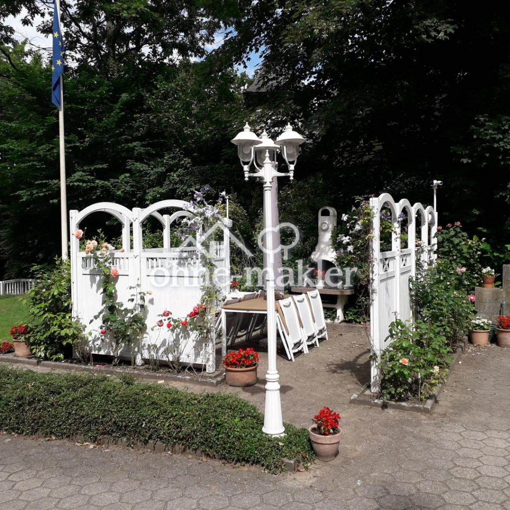 Sonnenterrasse mit Grillanlage