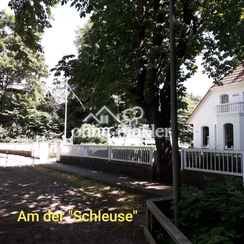 An der Schleuse (Wehr)
