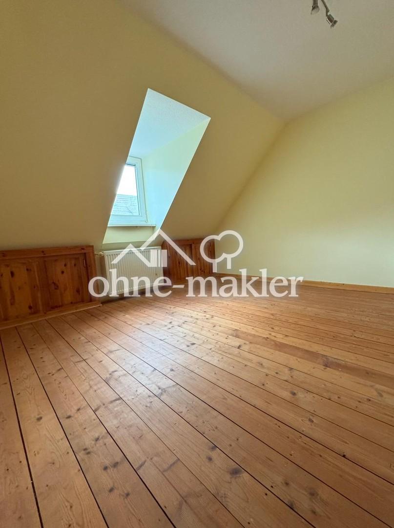 Zimmer 6 Whg 2 DG