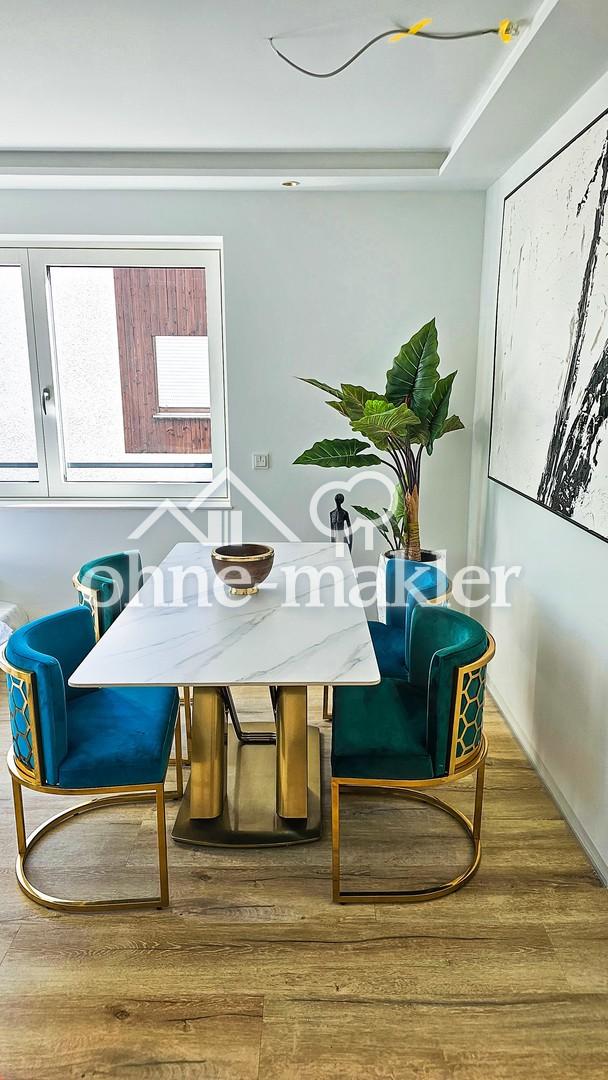 Exklusive Neubau Wohnung vollmöbliert, Dachterasse, ruhig und zentral in Soll - Photo 2