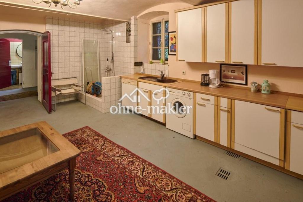 Küche / Waschküche im Keller