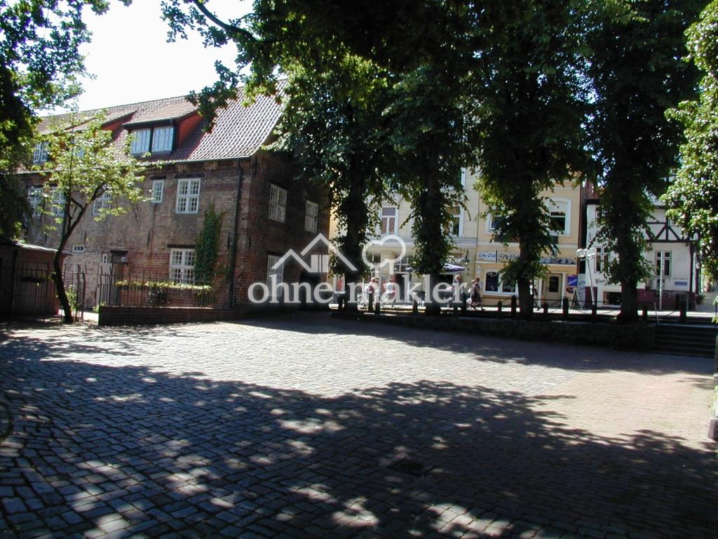 Nordermarkt: Großzügige, attraktive Altbauwohnung mit Blick auf den Nordermarkt - Photo 3