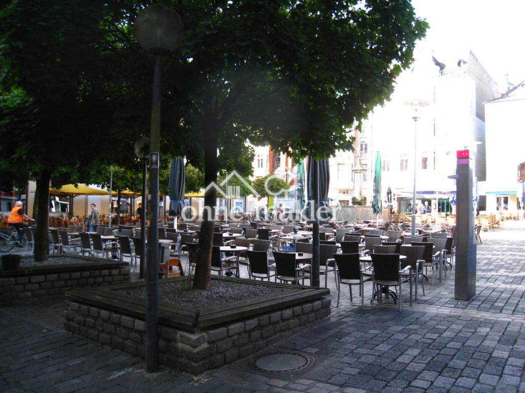 Nordermarkt: Großzügige, attraktive Altbauwohnung mit Blick auf den Nordermarkt - Photo 5