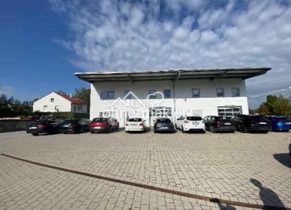 Verwaltungsgebäude + Werkstatt