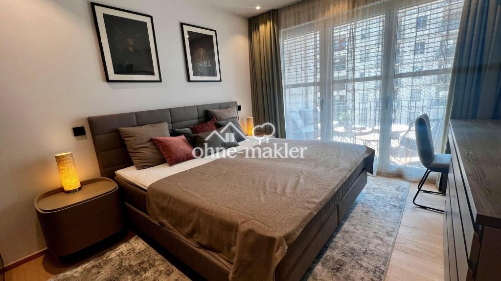 Schlafzimmer mit Balkon