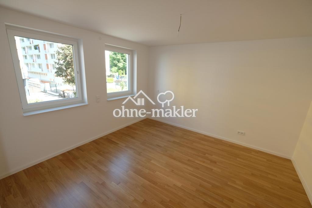 2-Zimmer-Wohnung mit Einbauküche und Balkon im Zentrum zu vermieten! - Foto 1
