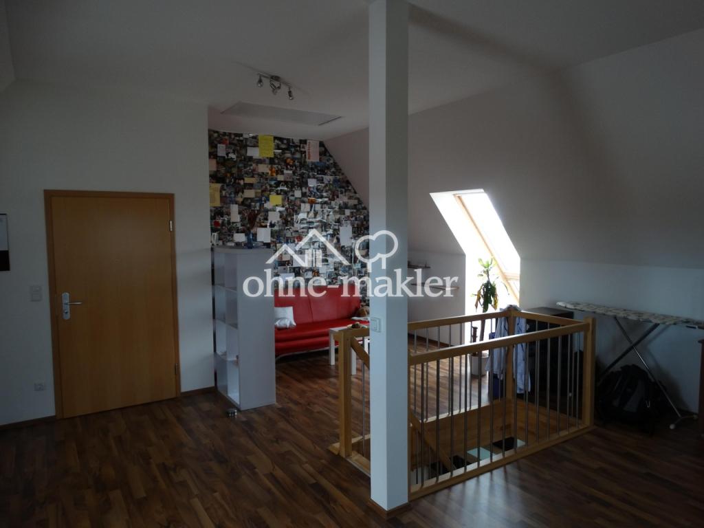 Studio 2. Zugang über Treppenh