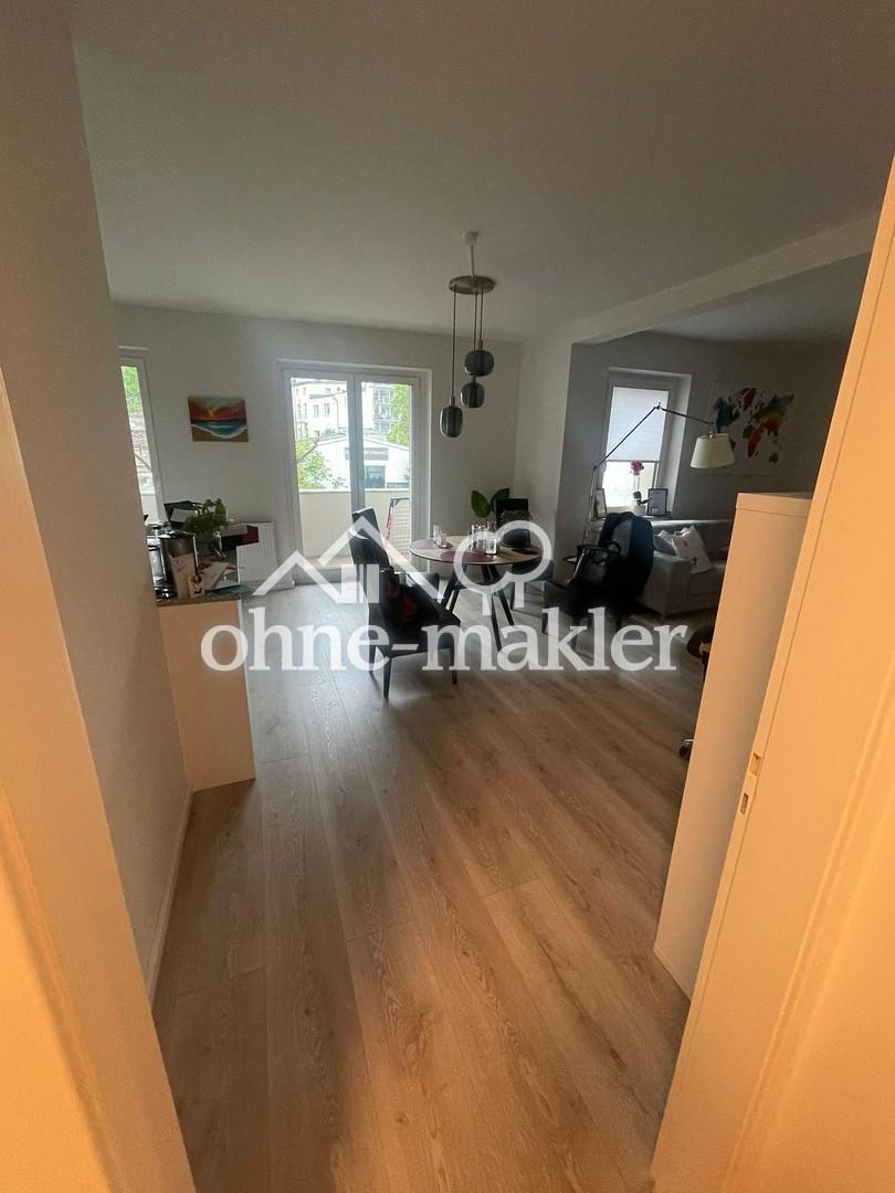 Renovierte 2-Zimmer-Wohnung mit Balkon, Aufzug & Einbauküche in zentraler Lage von Düsseldorf - Photo 1