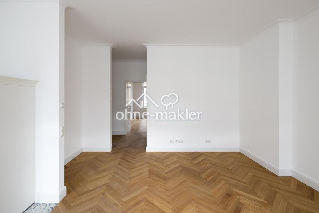 2-Zimmer-Wohnung in saniertem Altbau mit Einbauküche und Balkon zu vermieten! - Photo 2
